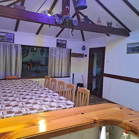 Guest House Lorian Madzhare المظهر الخارجي الصورة