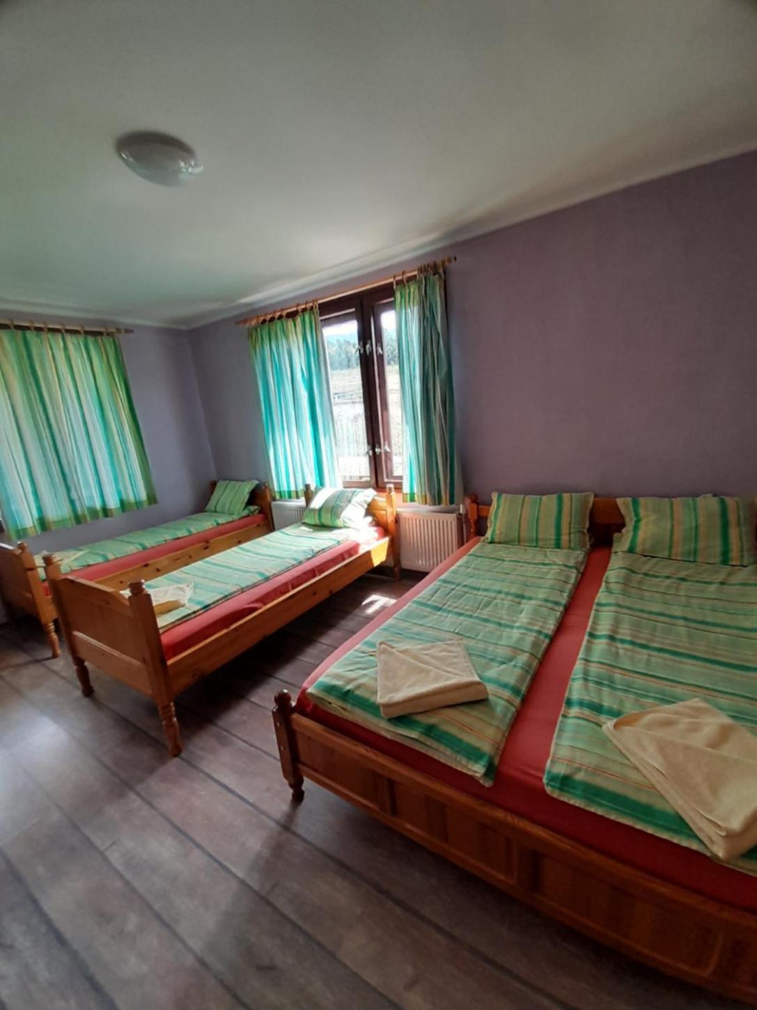 Guest House Lorian Madzhare المظهر الخارجي الصورة