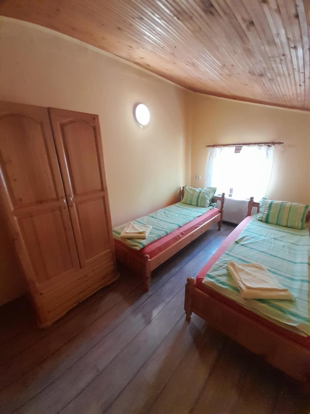 Guest House Lorian Madzhare المظهر الخارجي الصورة